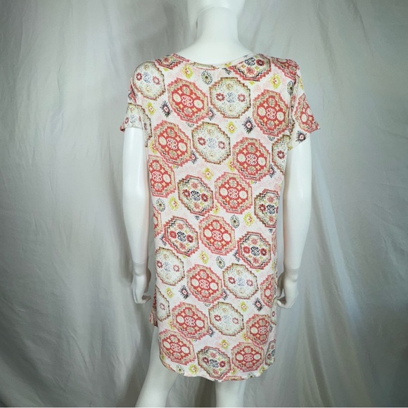 Cato High Low Asymmetrical Tiled Print Top - Picture 3 of 7
